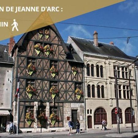Charmant Studio Vue Cathedrale Quartier Historique Apartment Orléans Exterior photo